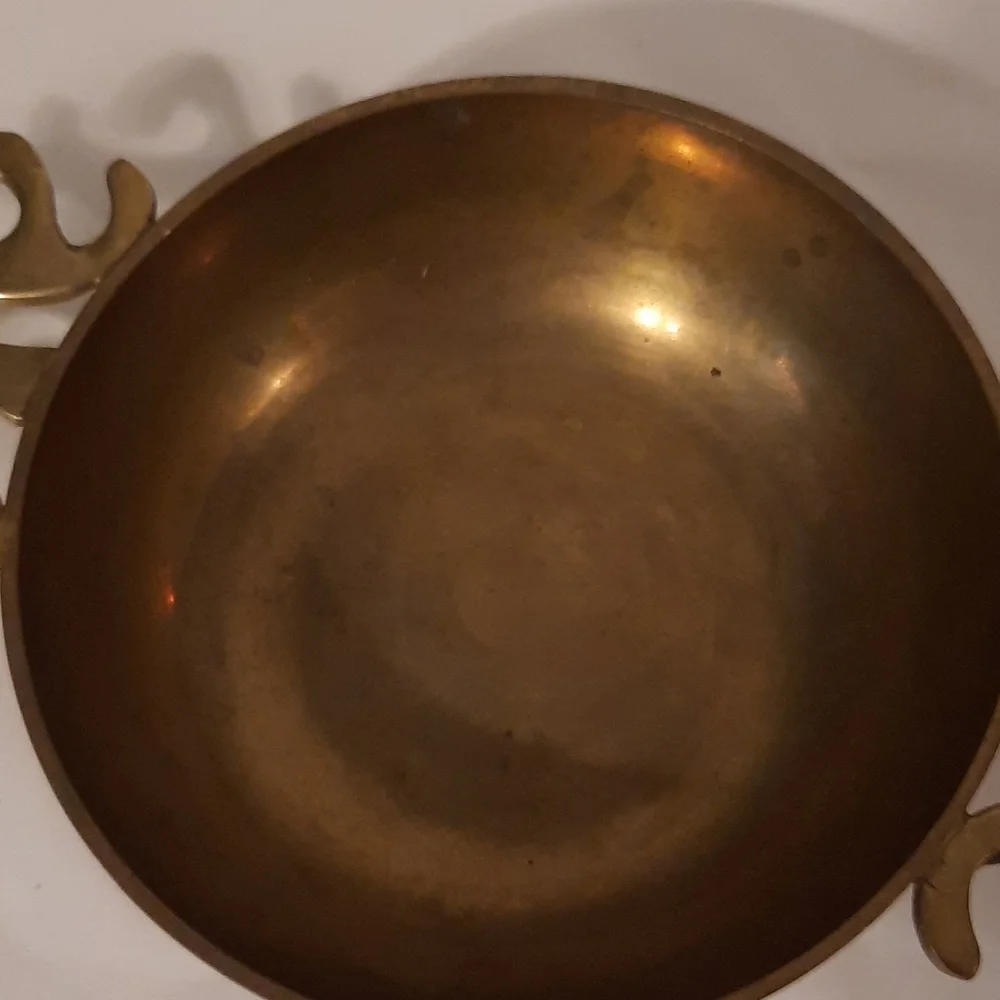 Vintage Brass jewelry or accessory dish great piece